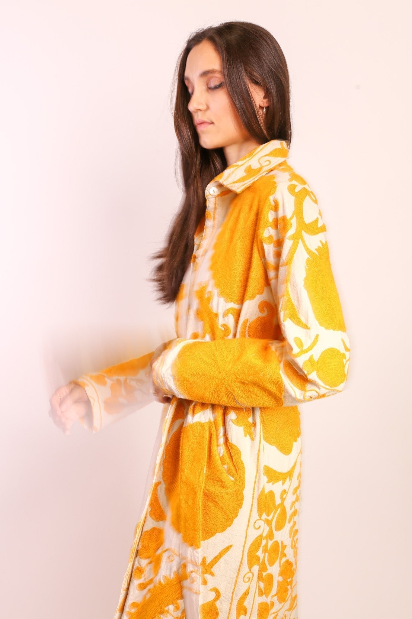 YELLOW SUZANI COAT ANINO - MOMO STUDIO BERLIN - Berlin Concept Store - sustainable & ethical fashion