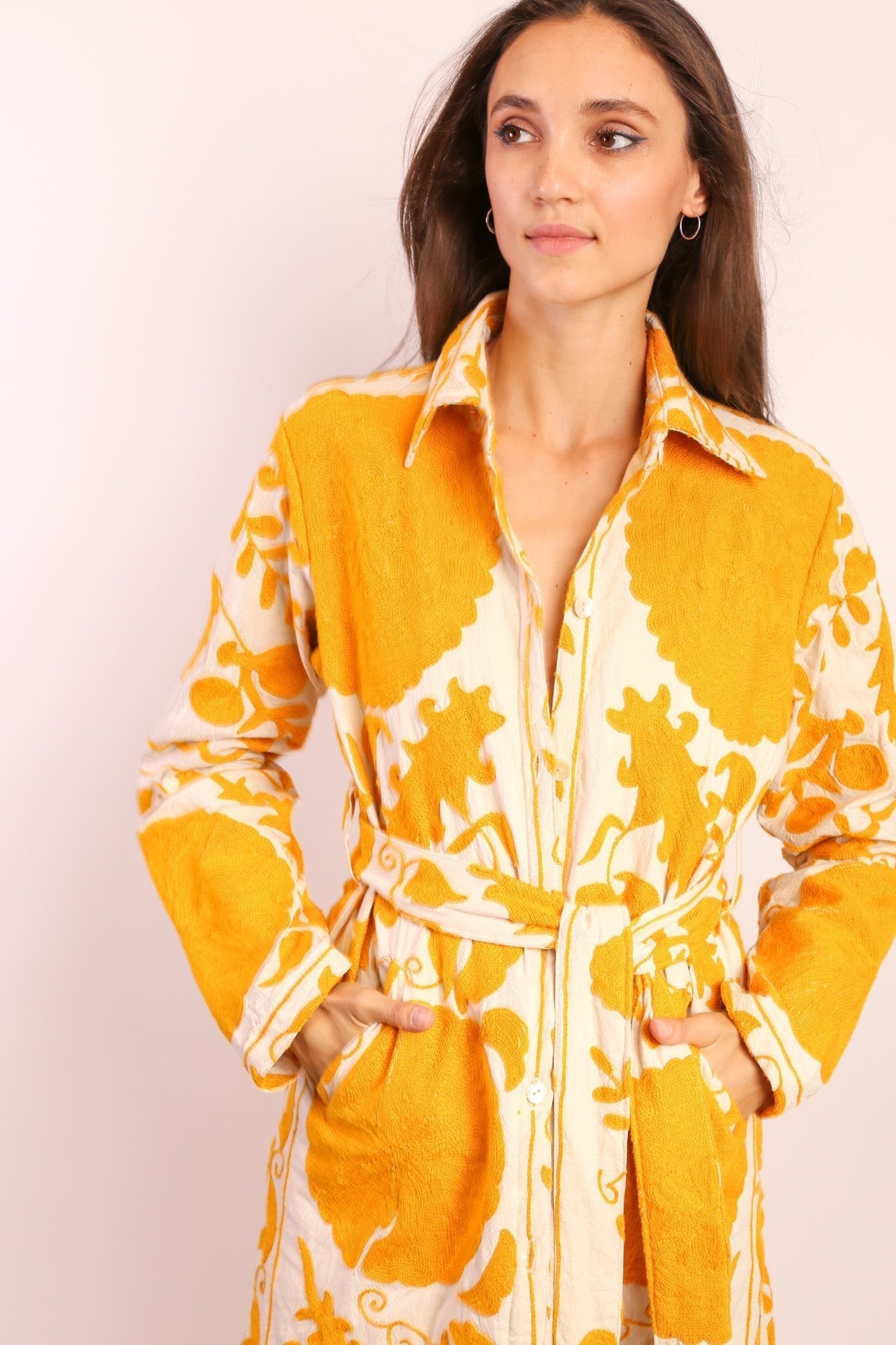 YELLOW SUZANI COAT ANINO - MOMO STUDIO BERLIN - Berlin Concept Store - sustainable & ethical fashion