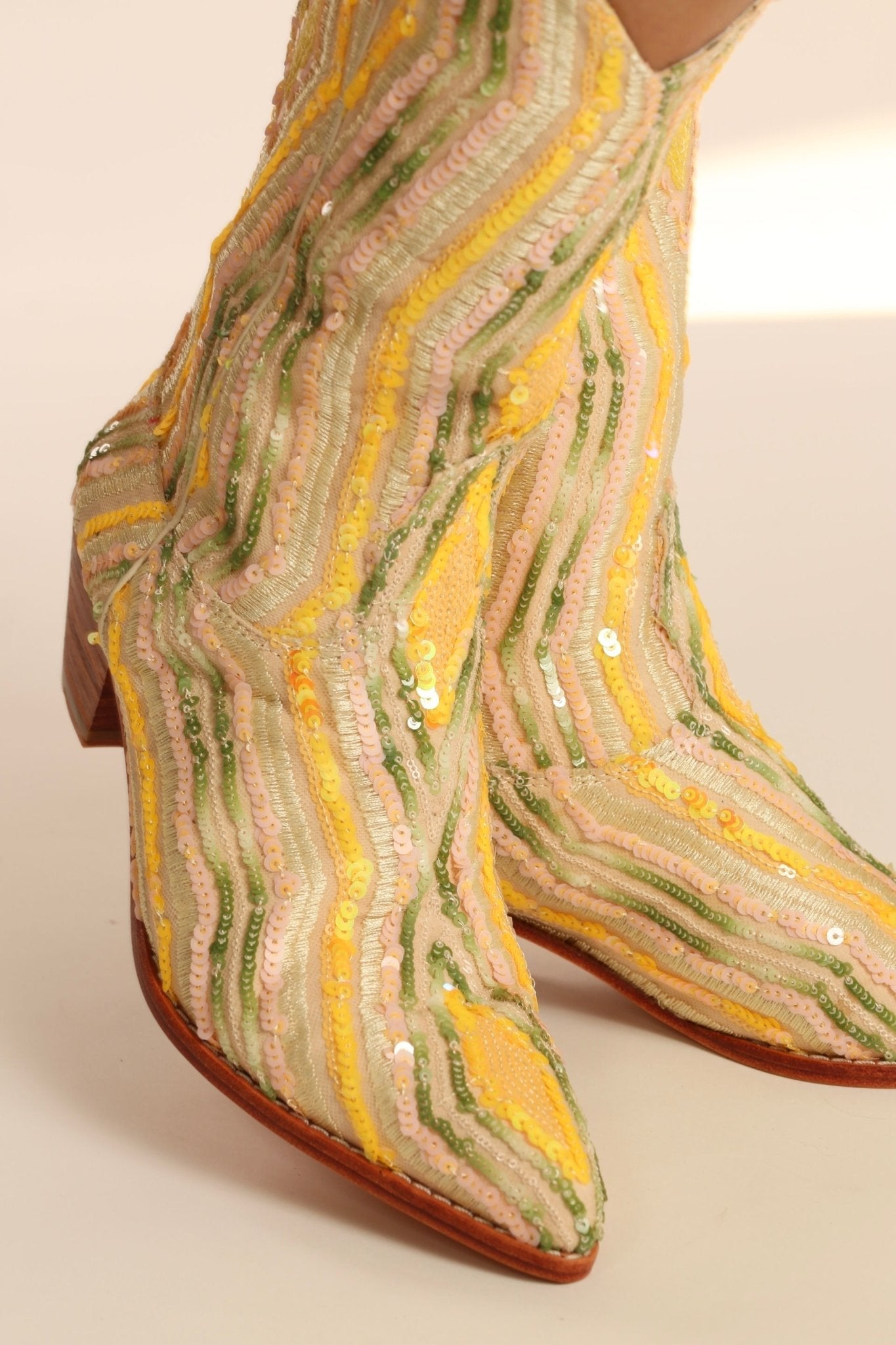 YELLOW WESTERN SEQUIN EMBROIDERED BOOTS SILK MADELAIN - MOMO STUDIO BERLIN - Berlin Concept Store - sustainable & ethical fashion