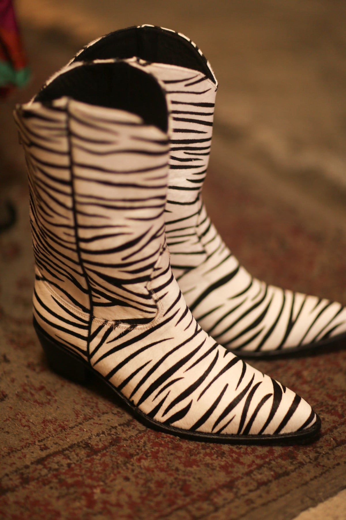ZEBRA PRINT LEATHER WESTERN BOOTS KIRAN - MOMO STUDIO BERLIN - Berlin Concept Store - sustainable & ethical fashion