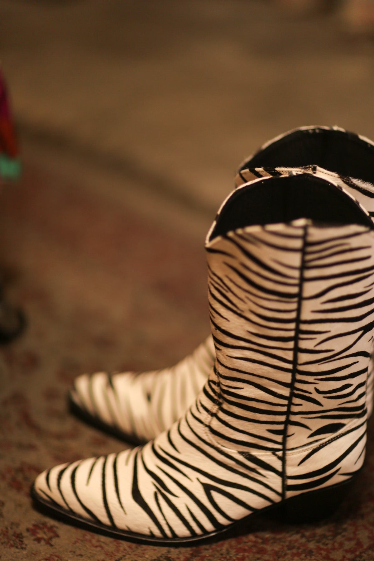 ZEBRA PRINT LEATHER WESTERN BOOTS KIRAN - MOMO STUDIO BERLIN - Berlin Concept Store - sustainable & ethical fashion