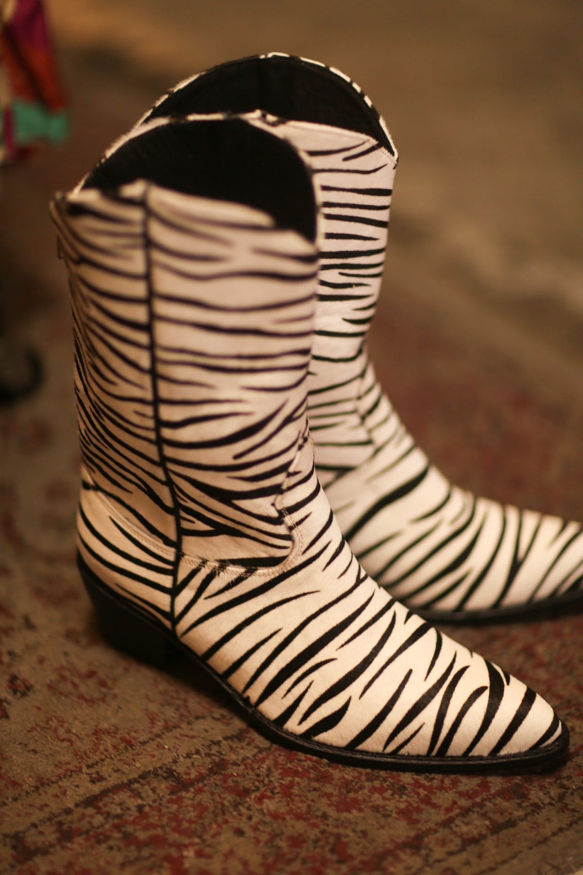 ZEBRA PRINT LEATHER WESTERN BOOTS KIRAN - MOMO STUDIO BERLIN - Berlin Concept Store - sustainable & ethical fashion