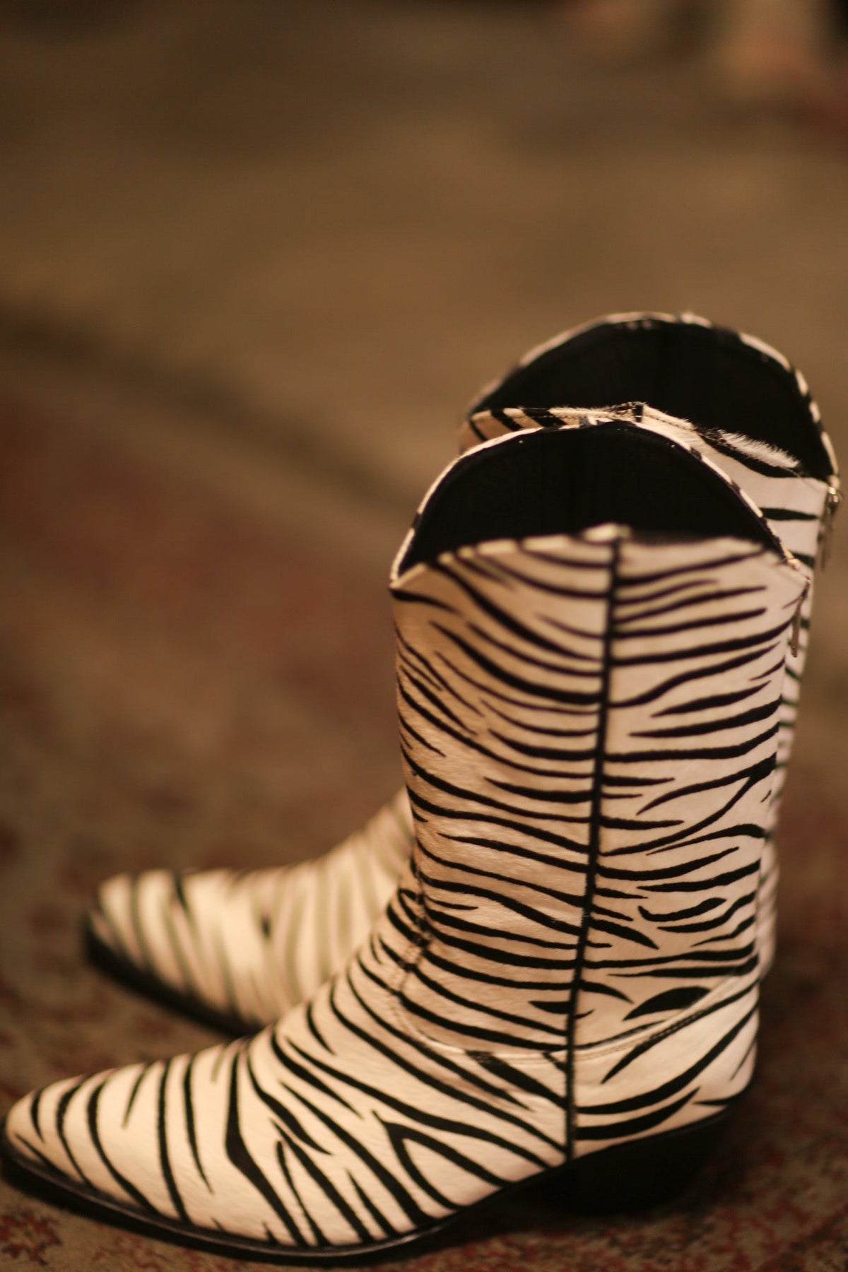 ZEBRA PRINT LEATHER WESTERN BOOTS KIRAN - MOMO STUDIO BERLIN - Berlin Concept Store - sustainable & ethical fashion
