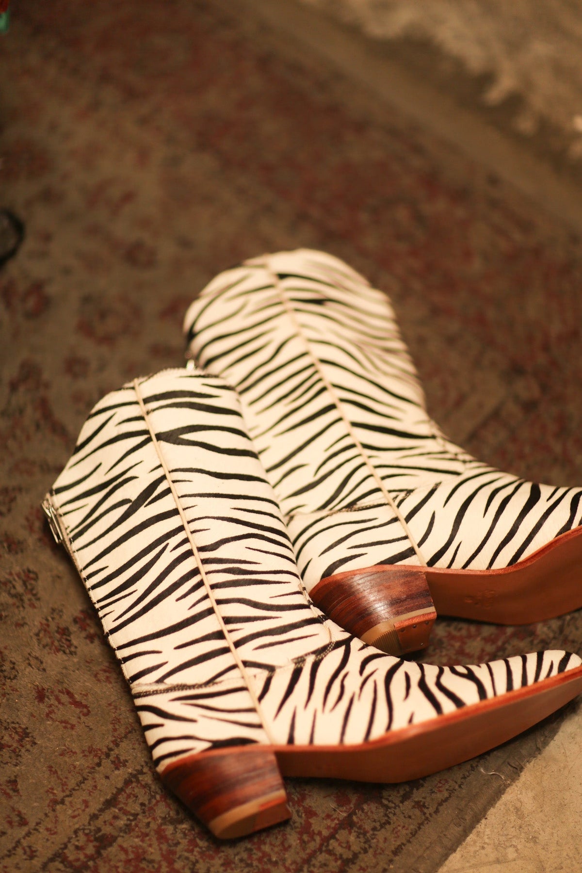 ZEBRA PRINT LEATHER WESTERN BOOTS KIRAN - MOMO STUDIO BERLIN - Berlin Concept Store - sustainable & ethical fashion