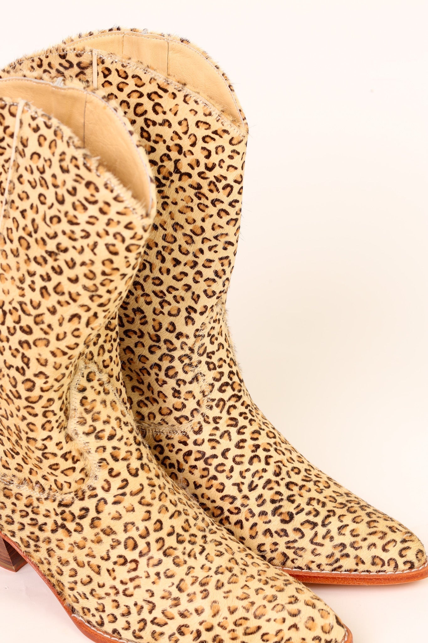 LEOPARD PRINT WESTERN BOOTS - MOMO STUDIO BERLIN - Berlin Concept Store - sustainable & ethical fashion